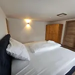 Apartment New, Cozy Retreat, 300 M To Bus In Schladming Region Assachberg