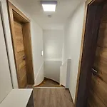 New, Cozy Retreat, 300 M To Bus In Schladming Region Apartment