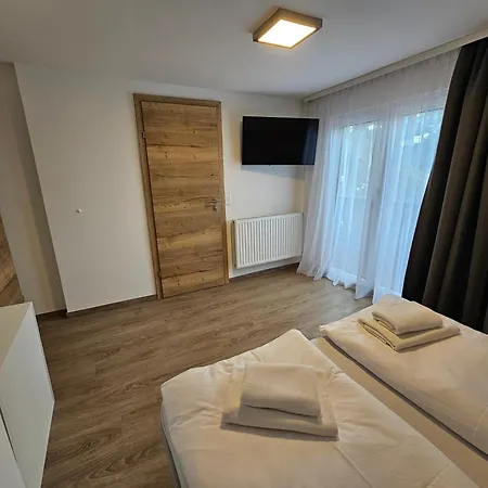New, Cozy Retreat, 300 M To Bus In Schladming Region *