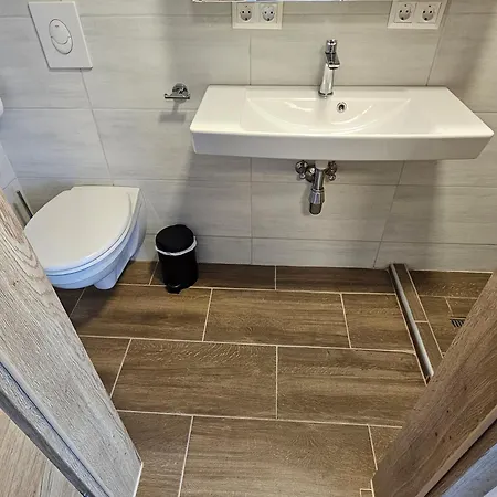 New, Cozy Retreat, 300 M To Bus In Schladming Region