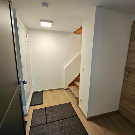 New, Cozy Retreat, 300 M To Bus In Schladming Region 公寓