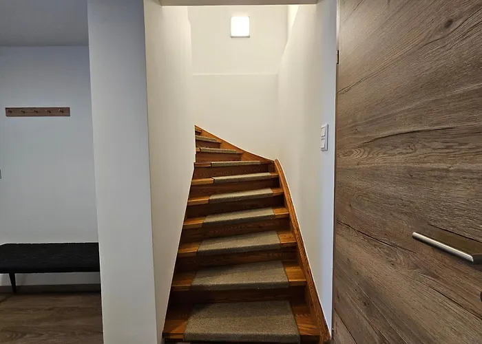 New, Cozy Retreat, 300 M To Bus In Schladming Region