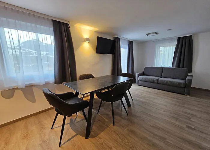 New, Cozy Retreat, 300 M To Bus In Schladming Region *